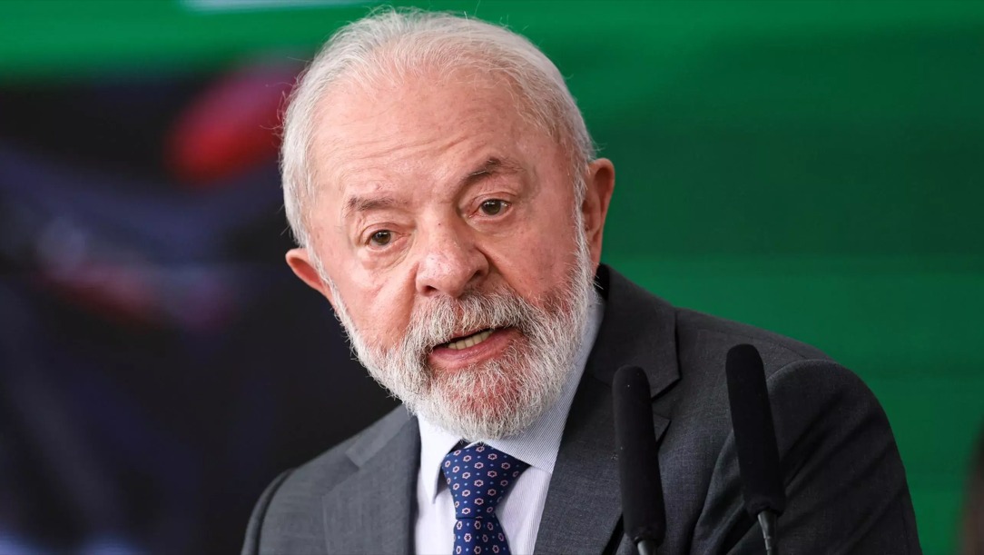 Candidatos à Presidência criticam reajuste do Bolsa Família anunciado por Lula